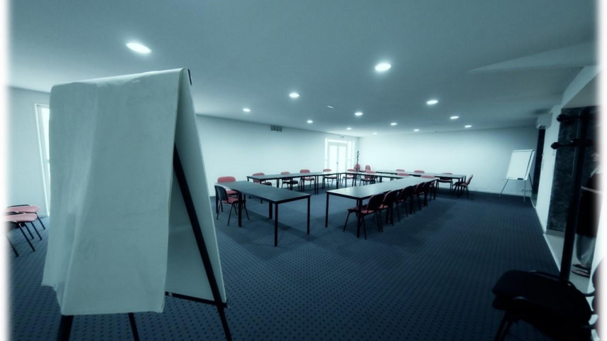 Bureaux À louer de 25 À 300 m² & salles de reunion à reprendre - Clermont-Ferrand (63)